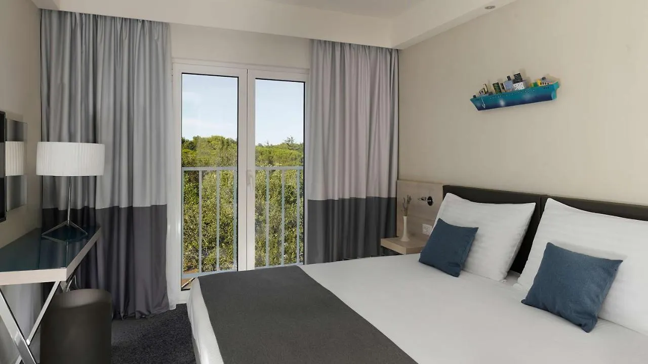 Park Plaza Belvedere Medulin 4*,